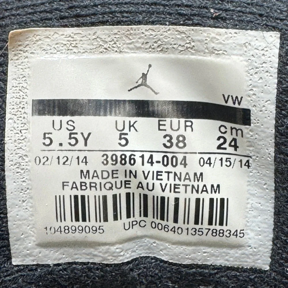 Jordan 3 Retro Wolf Grey‎ Youth Size 5.5Y Grey Black Elephant Print 398614-004